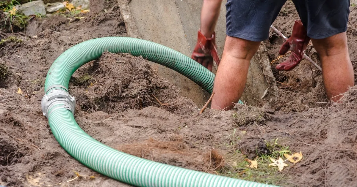 Risks Associated with Improper Septic Tank Cleaning