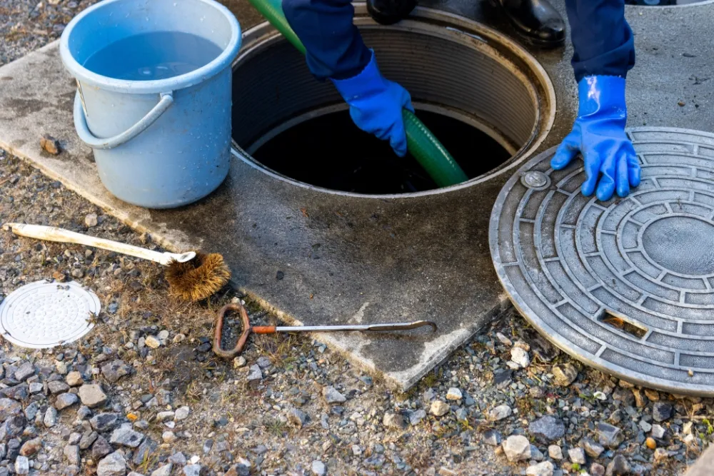 The Benefits of Professional Septic Tank Cleaning and Pump-Out Services